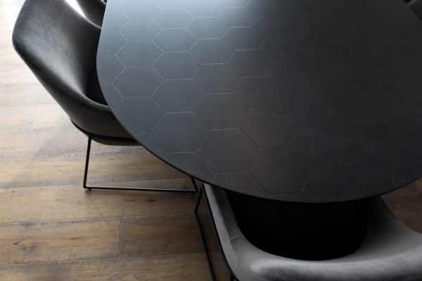 PHOENIX DINING TABLE - Image 10