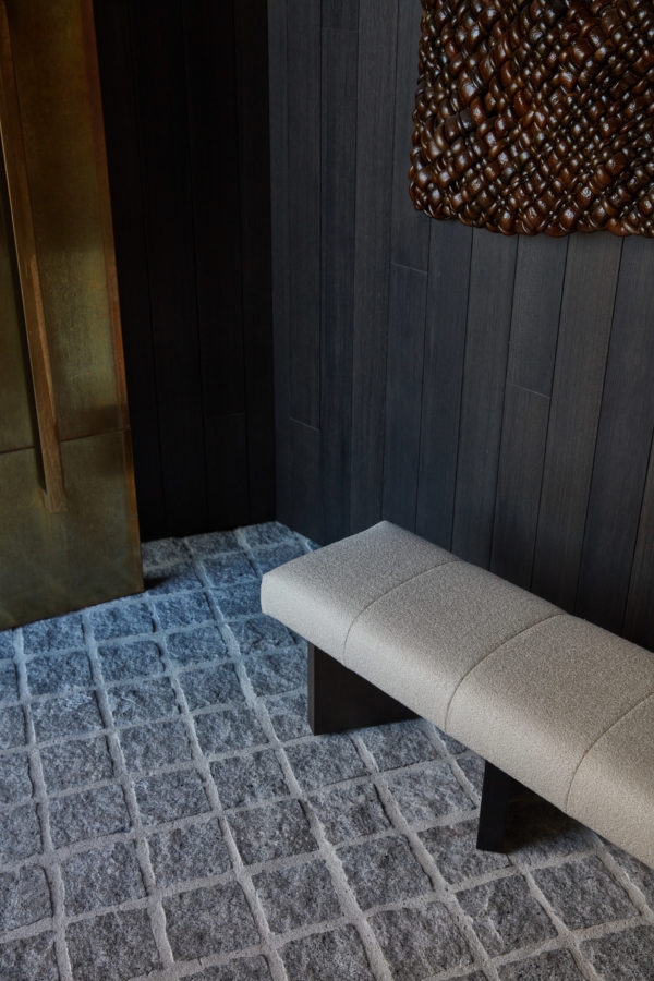ARLO BENCH - Image 6