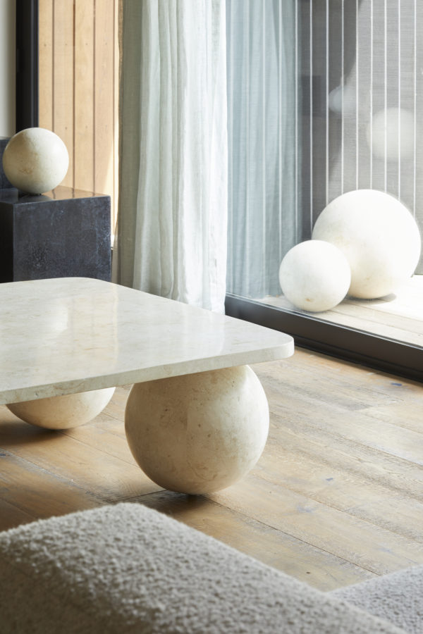 LOLA COFFEE TABLE - Image 5
