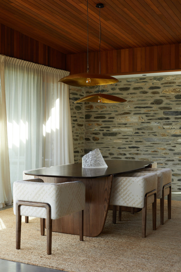 FINCH DINING TABLE - Image 2