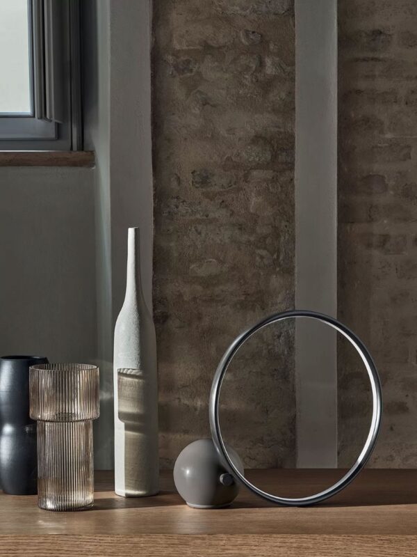 CIRCLE TABLE LAMP - Image 2