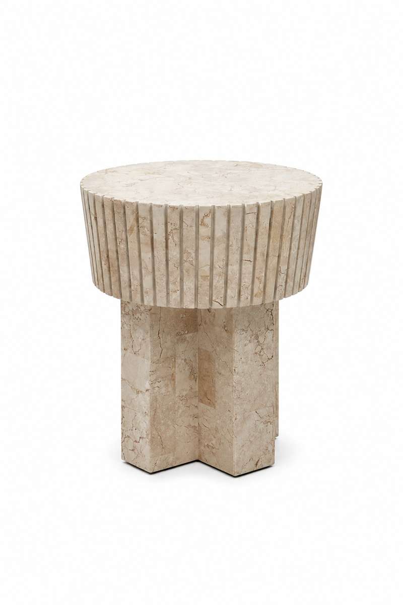 AURA TABLE photo